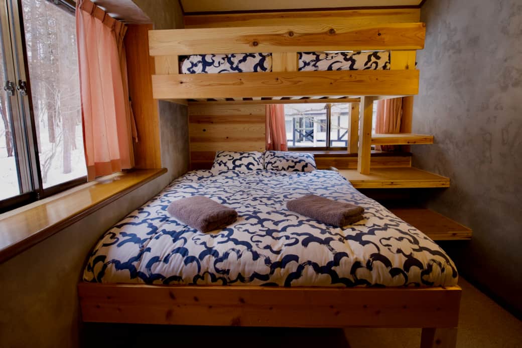 Queen + Twin Bed 2