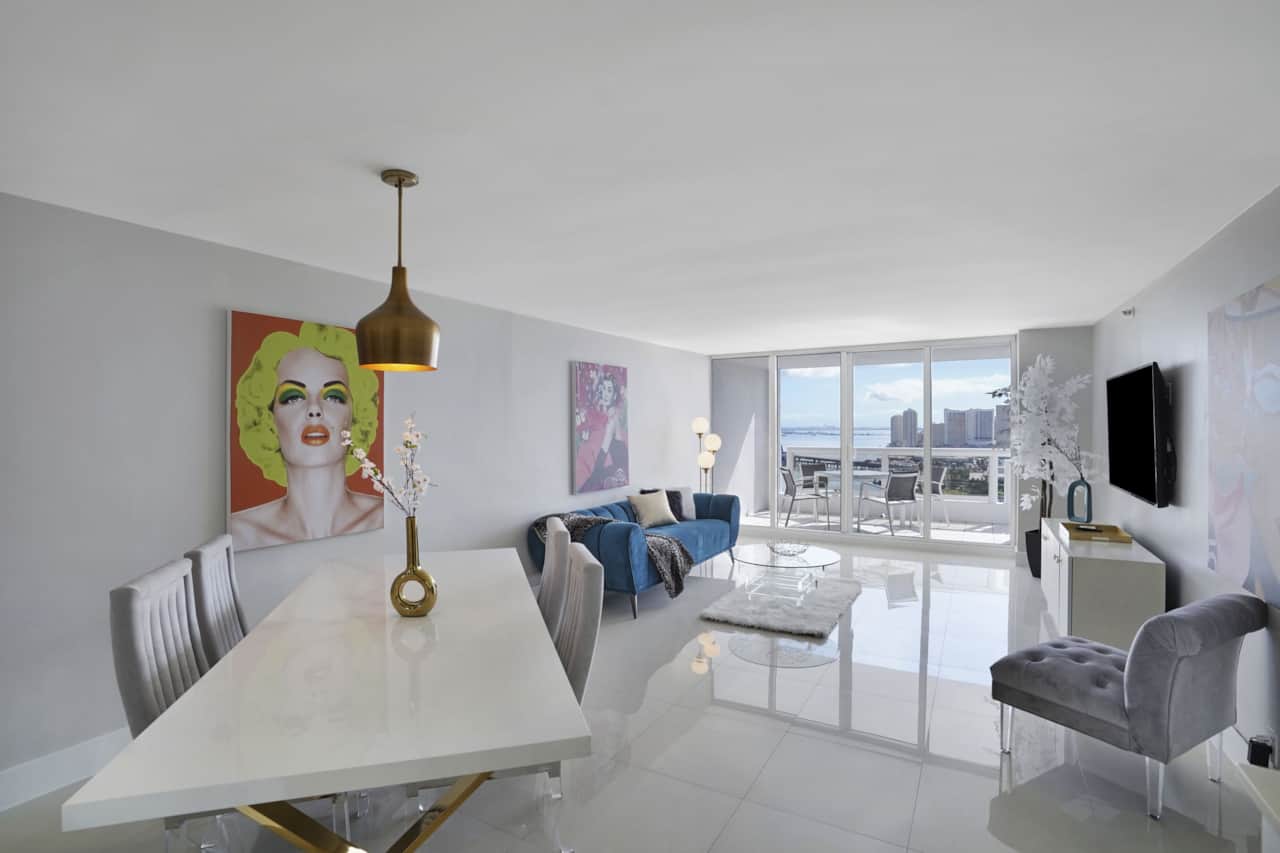 Arm Candy! (3 bedroom condo)