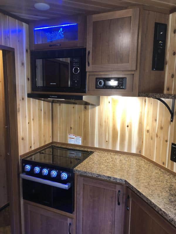2022 Yetti ANGLER EDITION Ice House A817 PK wPvHc0