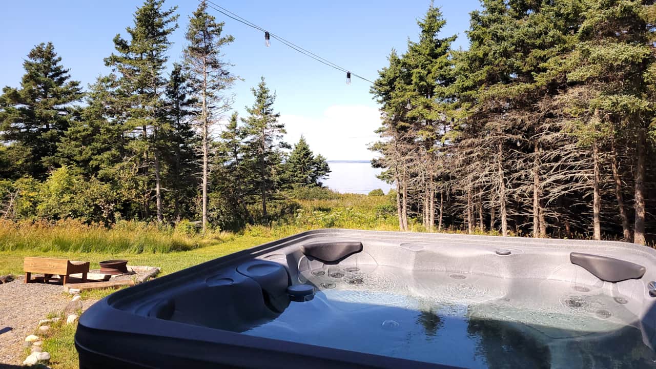 A spacious 4 person electric Hot Tub