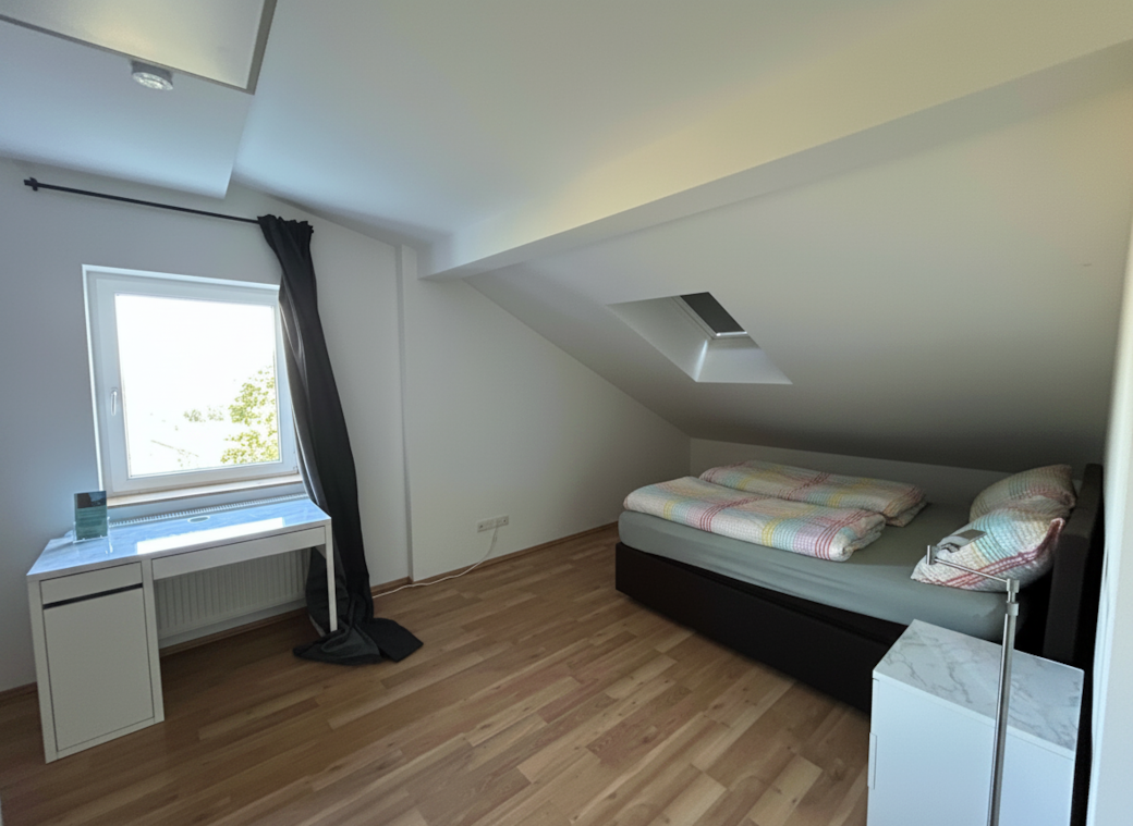 Schlafzimmer mit Doppelbett Schlafzimmer mit Doppelbett