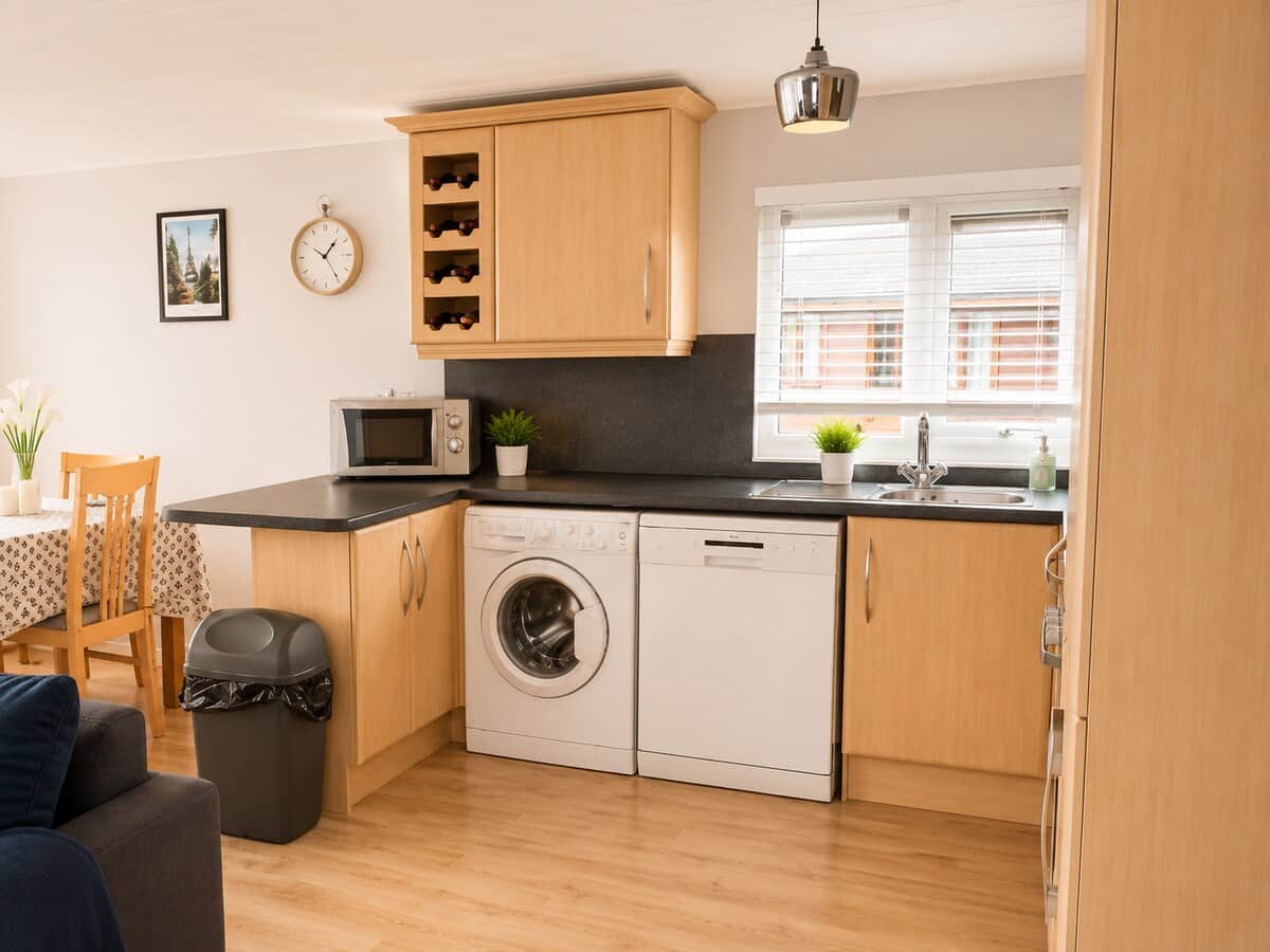 Kitchen with all appliances