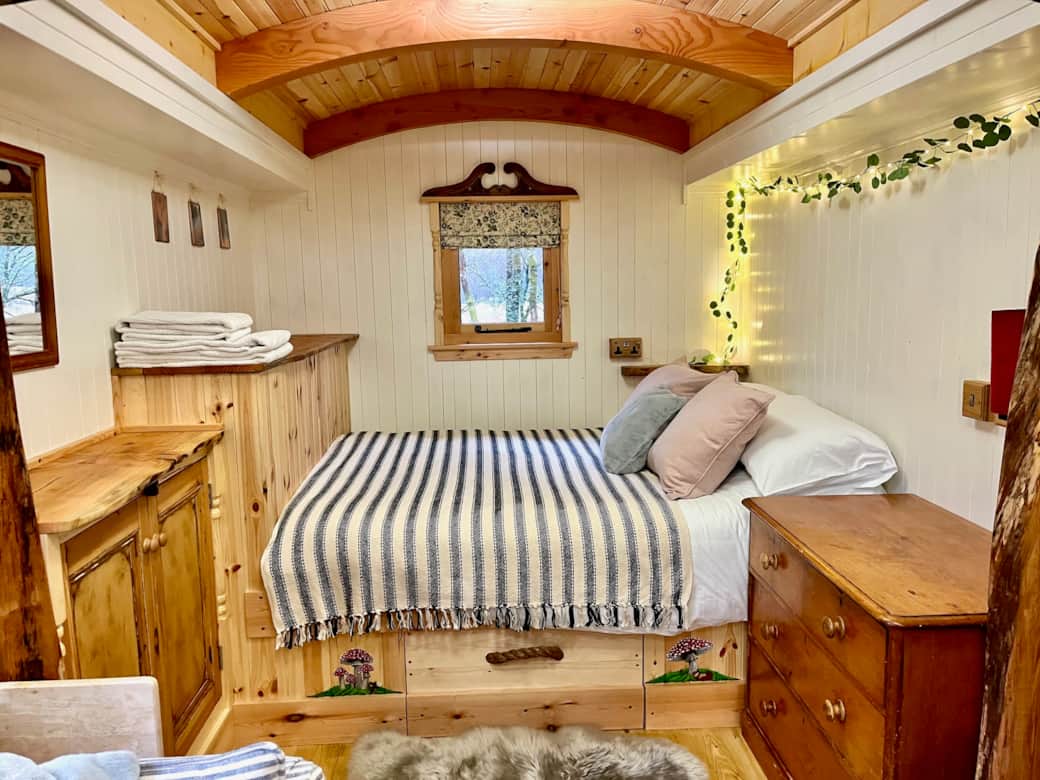 Bedroom Bedroom