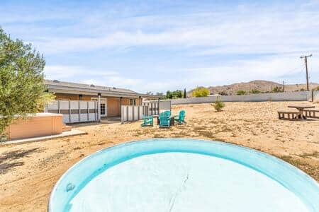 Cowboy pool with filtration system Cowboy pool with filtration system
