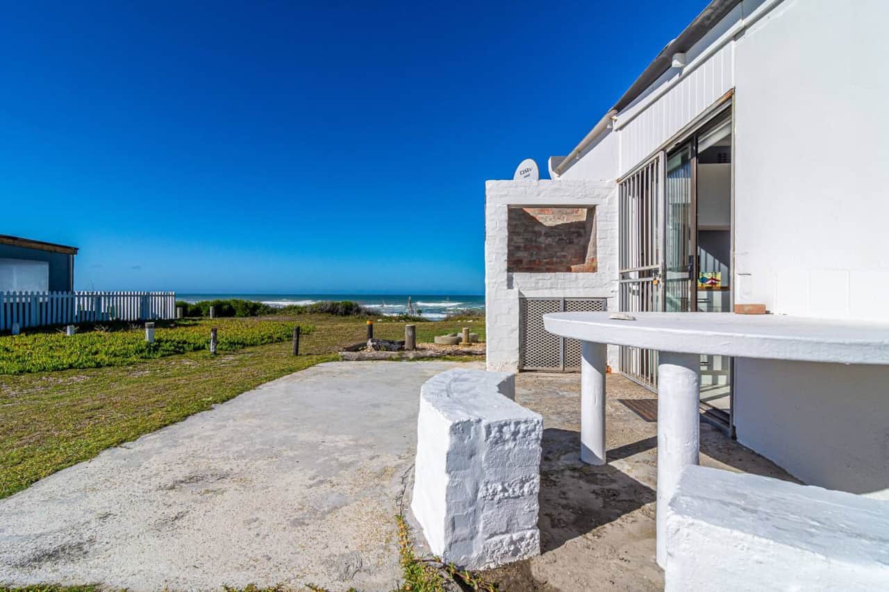 Outdoor braai area