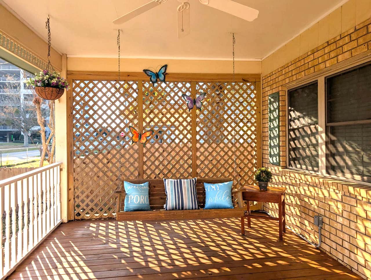Southern front porch swing smell the sea salt in the air