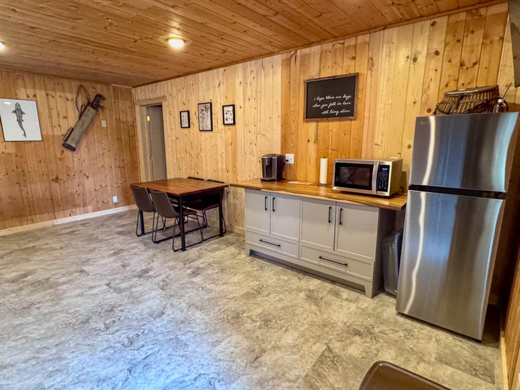 Blackfoot Cabin Blackfoot Cabin