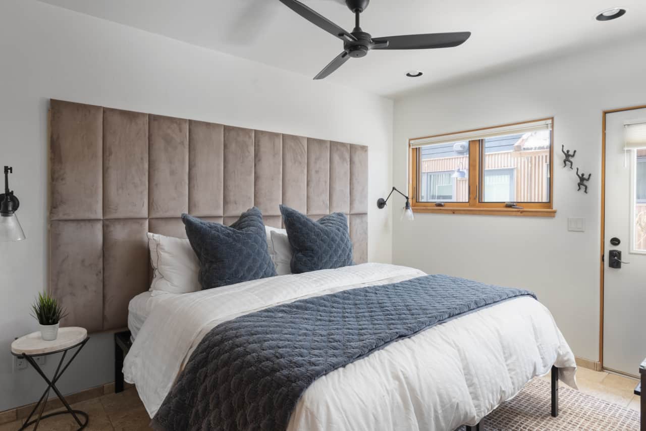 King bed