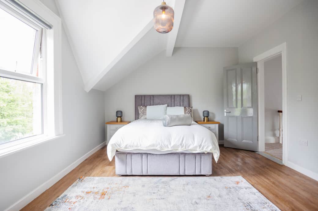 Bedroom (2)