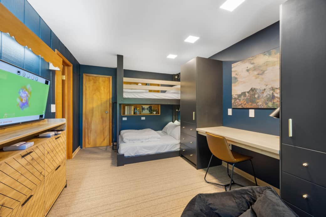 Bunk Bed- Twin Over Full