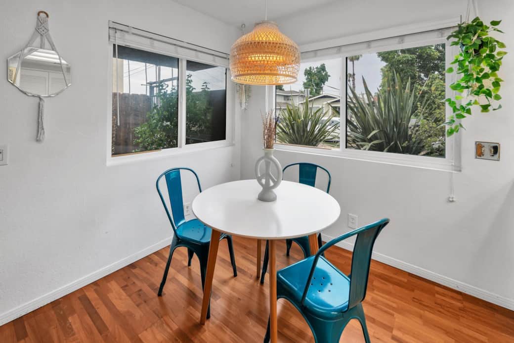 Dining Table Detail Dining Table Detail