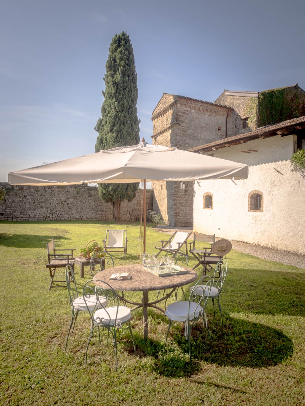 Foresteria - Esterni giardino lato Domus - Particolare a