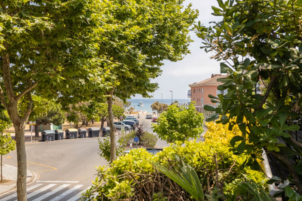 Terrace with sea views, lounge, dining for 8, BBQ, and welcome drinks