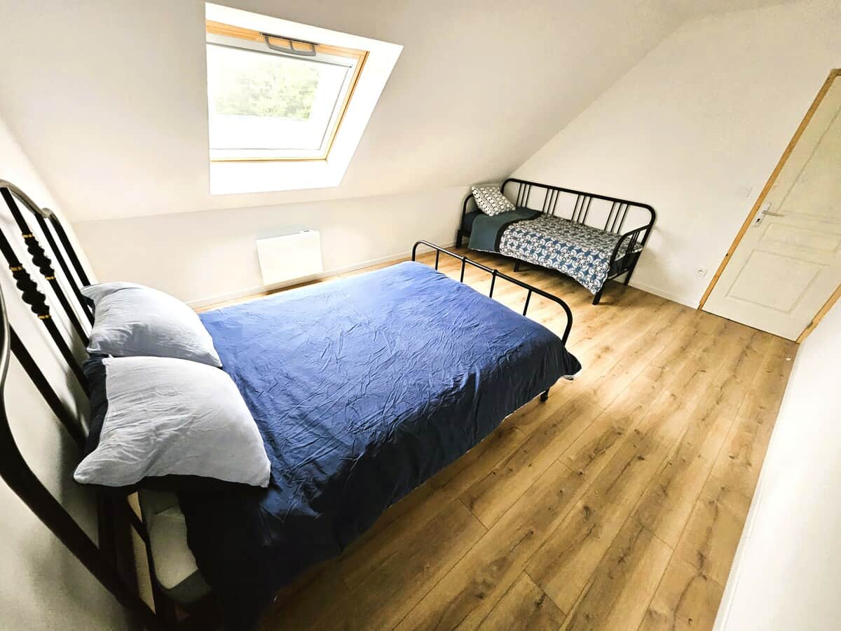 Chambre 2.
1 lit double et 1 lit simple.
