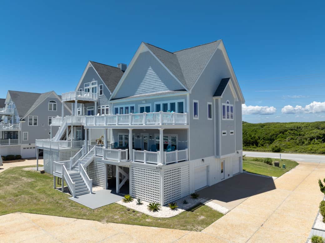 4170 Island Drive 