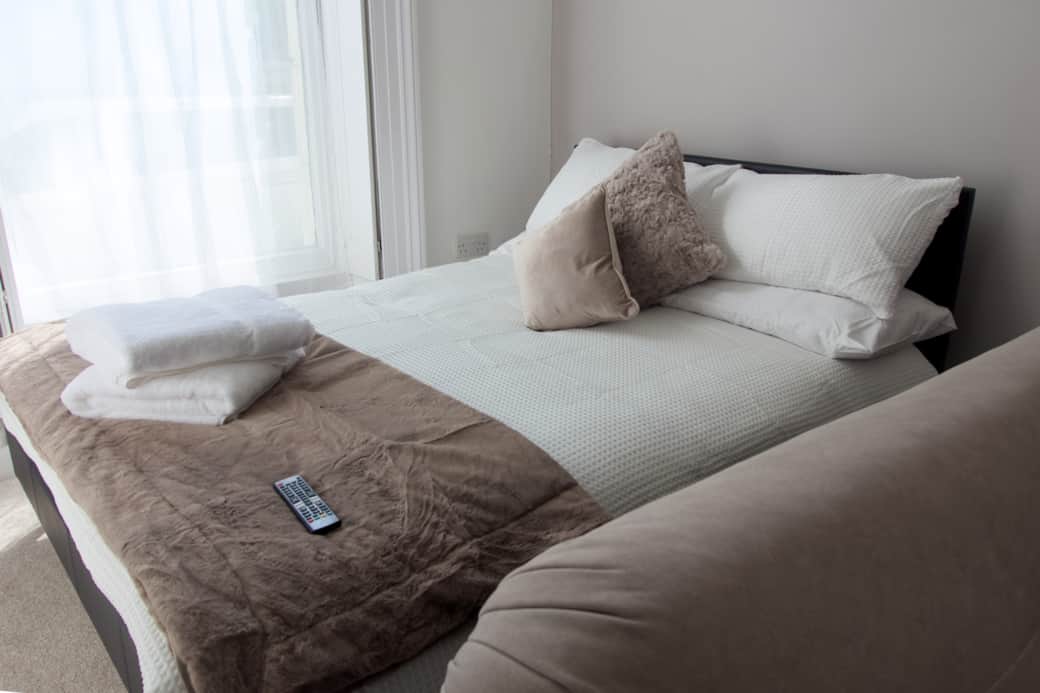 Bed2