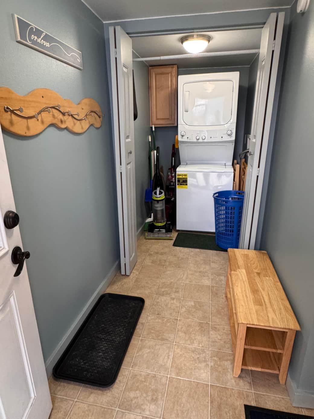 Laundry w full size washer and dryer