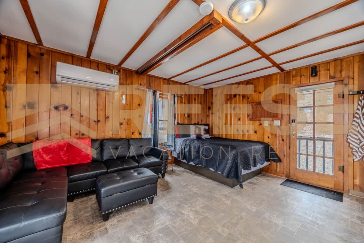 Beach Cabin 5