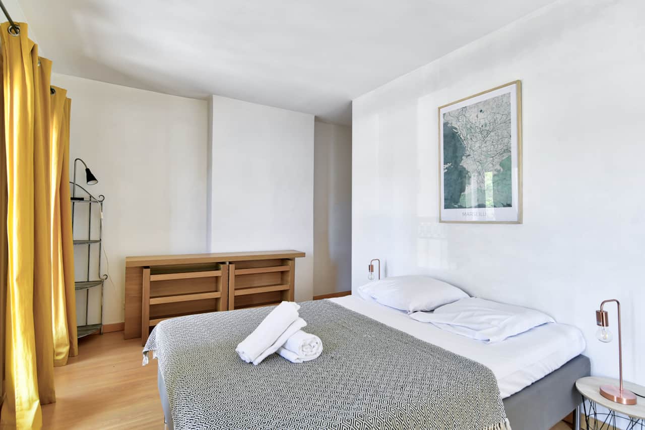 Room 1 with harbor view