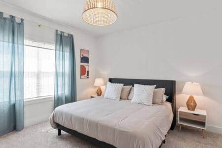 2nd floor suite with King size bed, walk in closet, TV and luggage rack. 