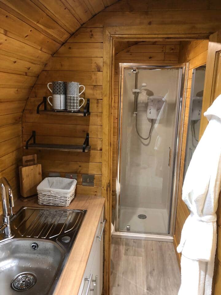 En-suite facilities include shower, hand basin and toilet