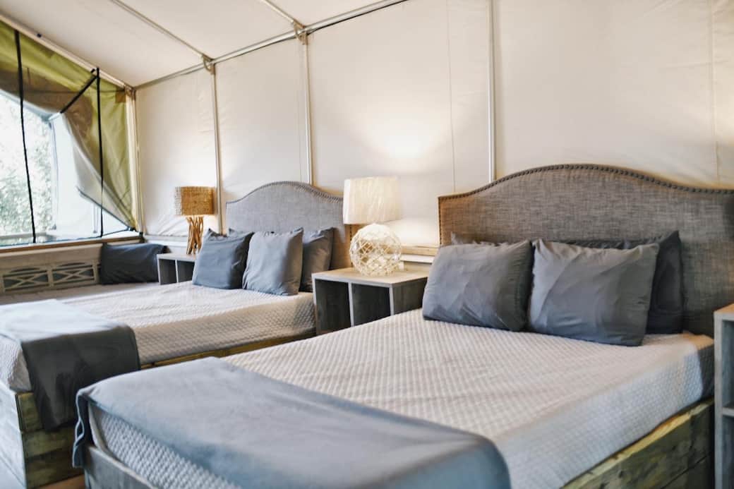 Son's Geornimo Waterfront Cabins each have 2 queen beds and 2 twin day beds Son's Geornimo Waterfront Cabins each have 2 queen beds and 2 twin day beds