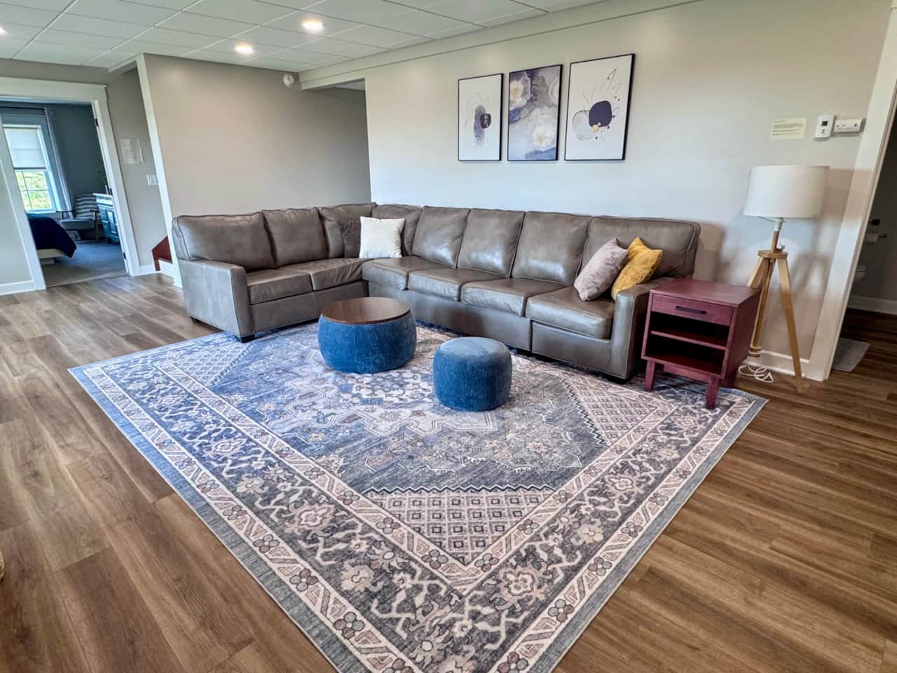 Living Room - 3