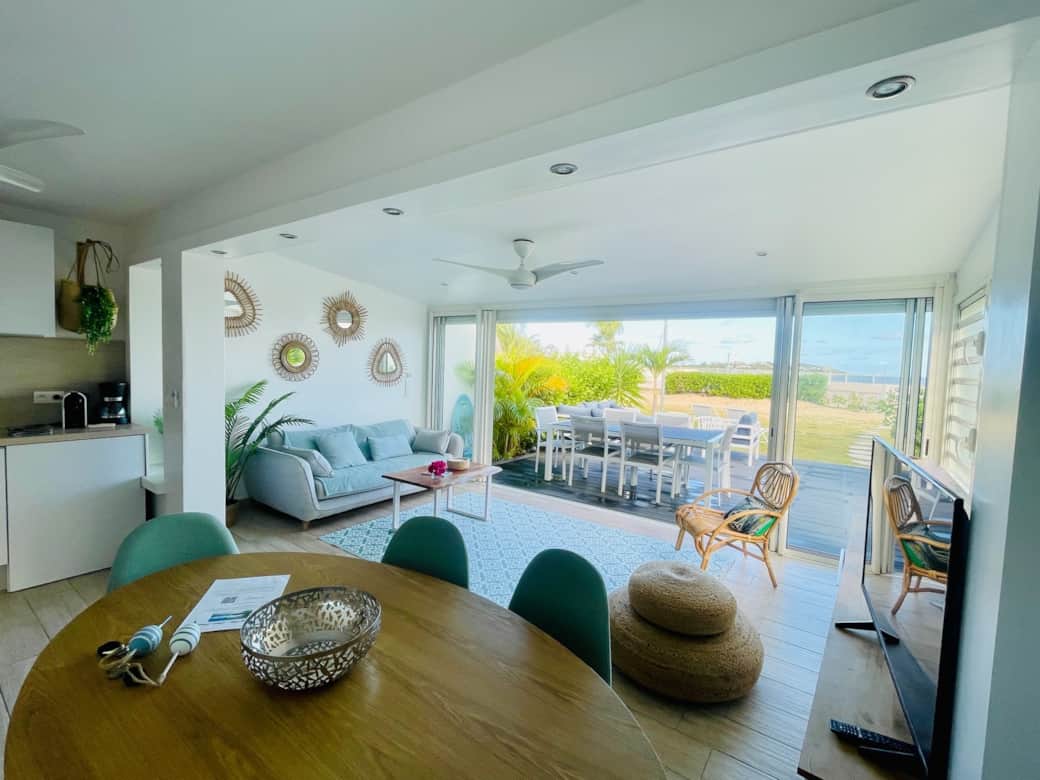 NBBC SXM Coté Mer salon 2