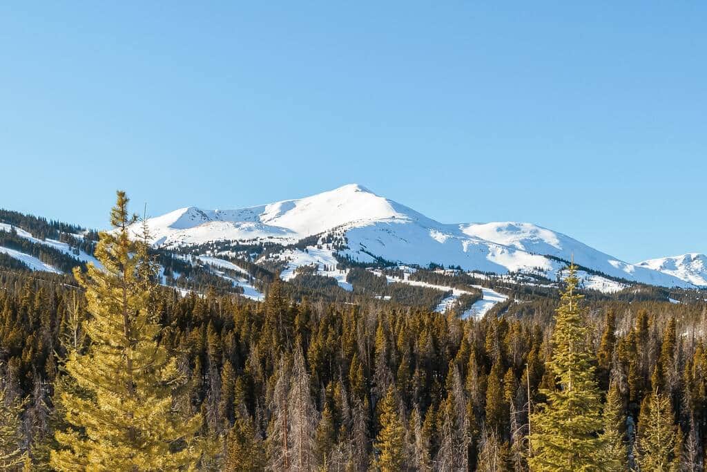 Mountain Ski Resort views from Hot Tub, Master Bedroom, and Living room!