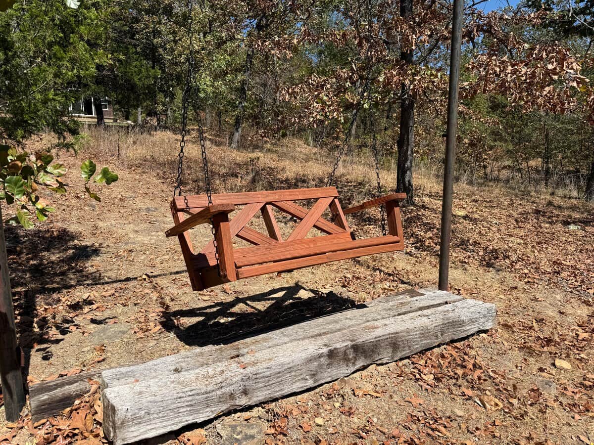 Swing, relax & enjoy the peaceful woods