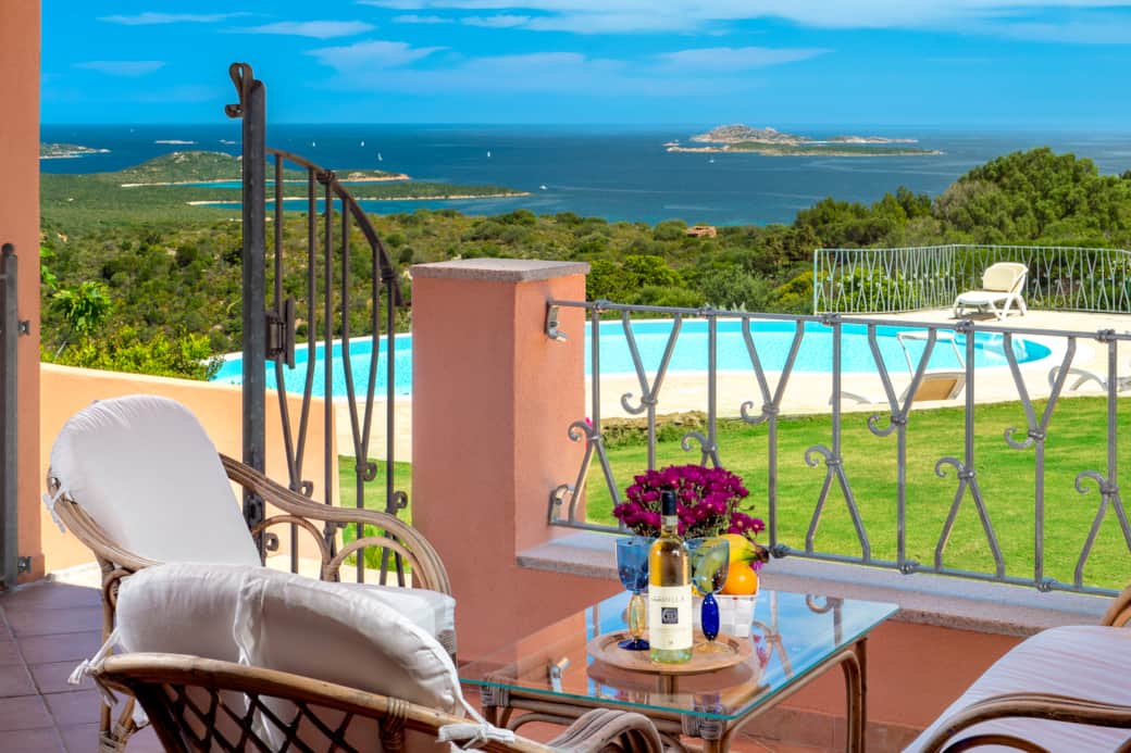 Stunning sea view patio