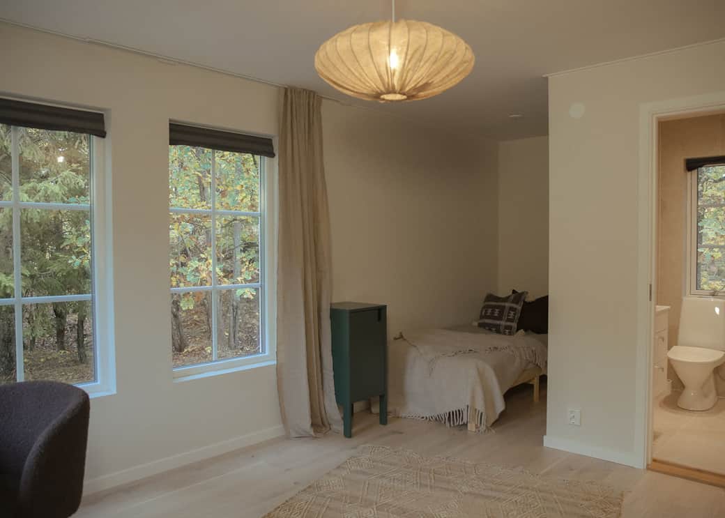 Room 1 light