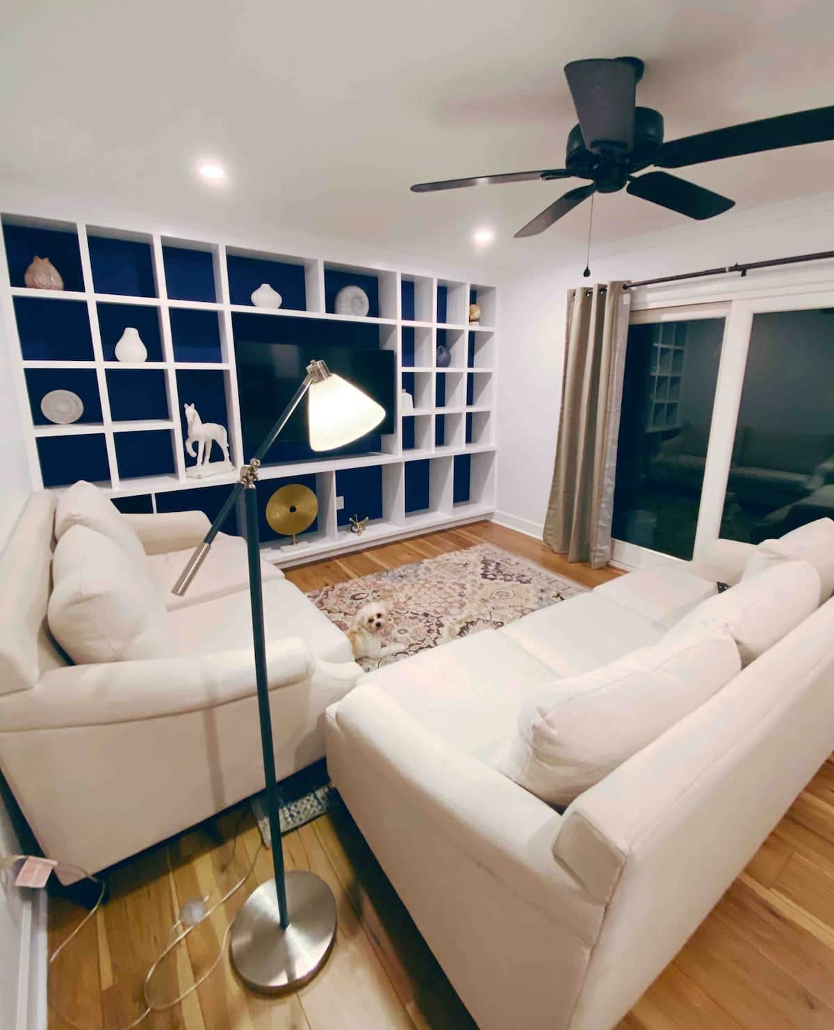 Living Room with Flat Screen Smart TV