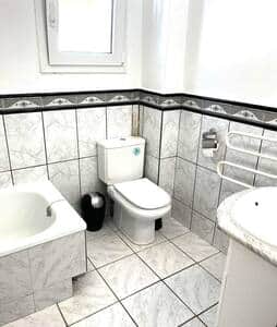 Ground Floor Bedroom En-suite Ground Floor Bedroom En-suite