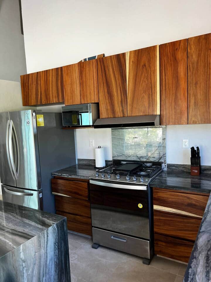 Villa-Kitchen 2