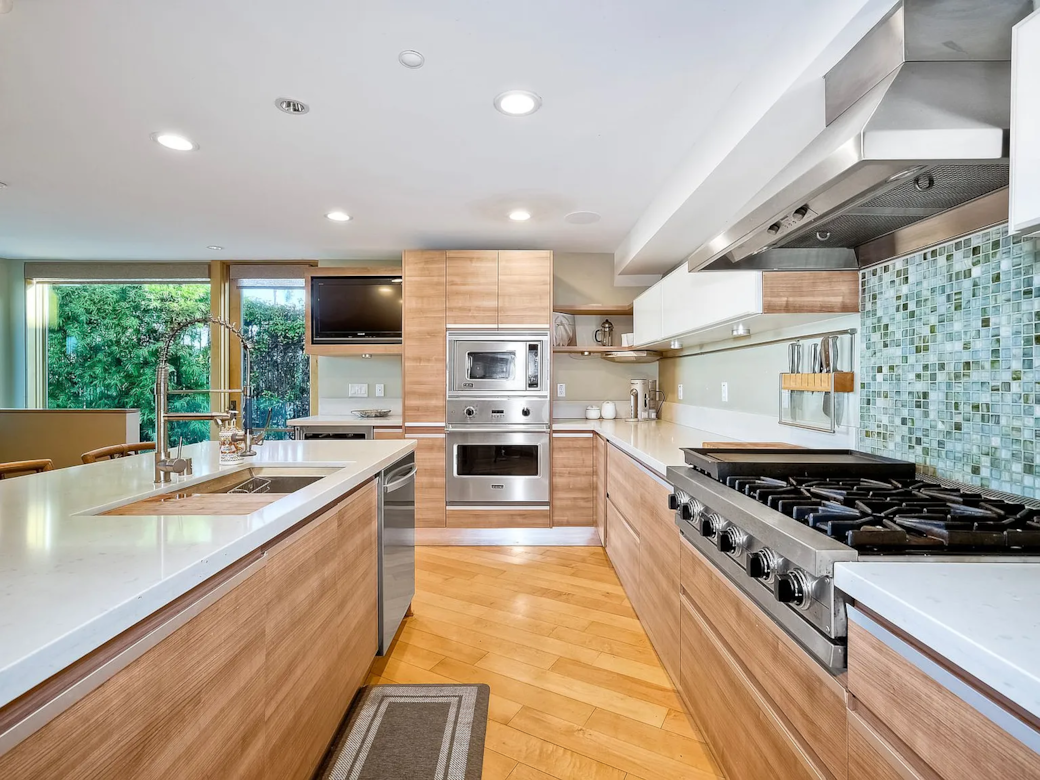 Full Equiped Kitchen