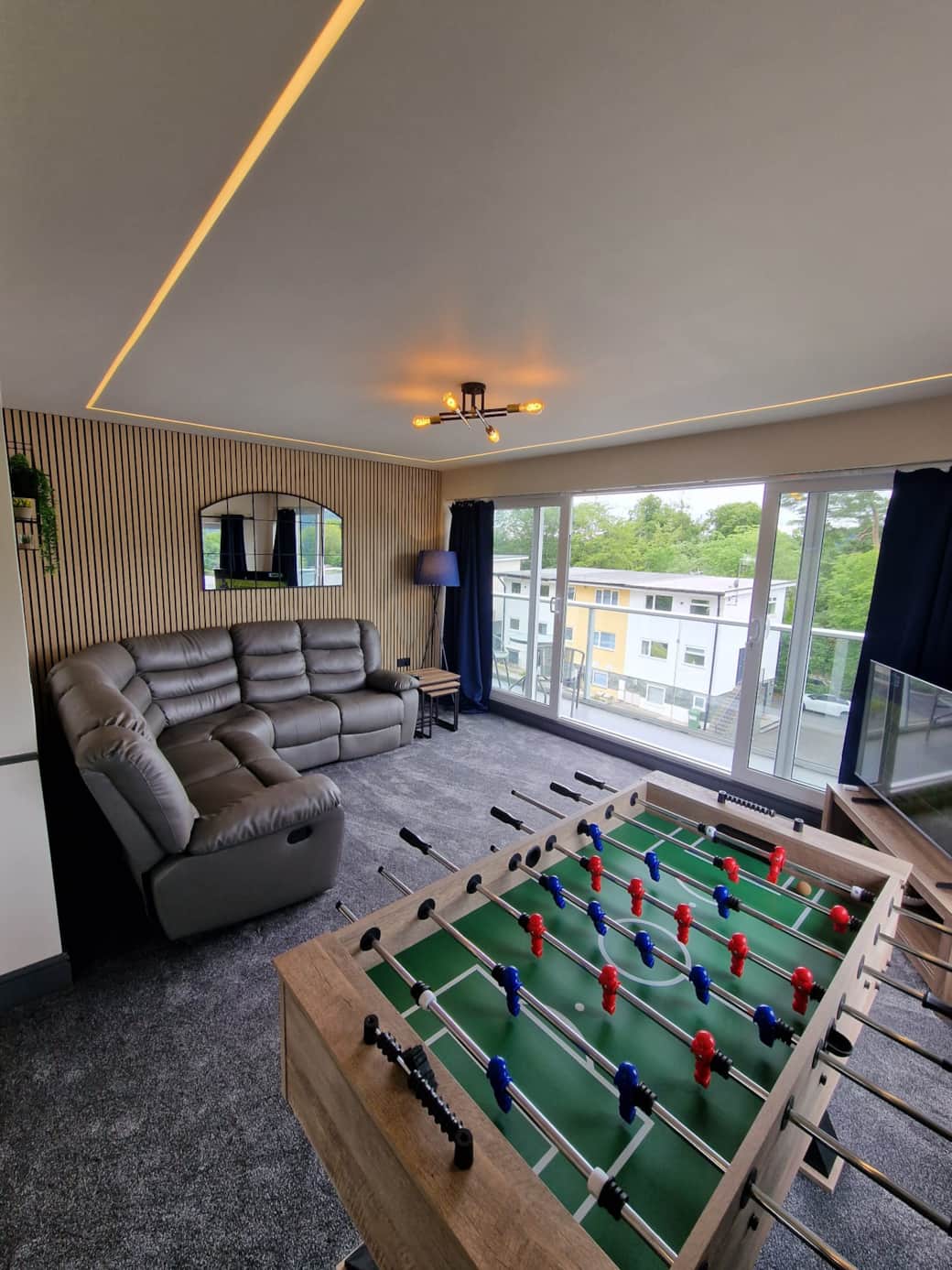 Penthouse @ Bowness Penthouse @ Bowness