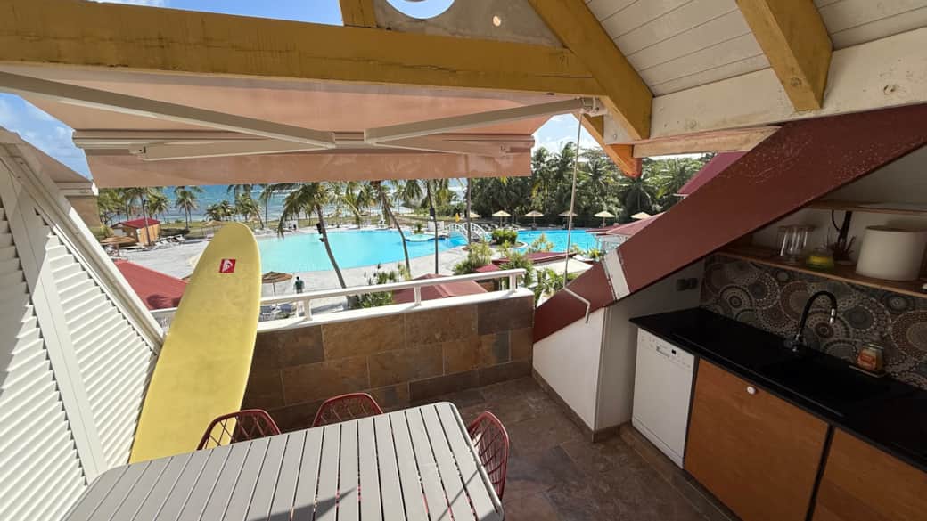 Ti Kaz surf Funky host 2026 - Vue terrasse 6