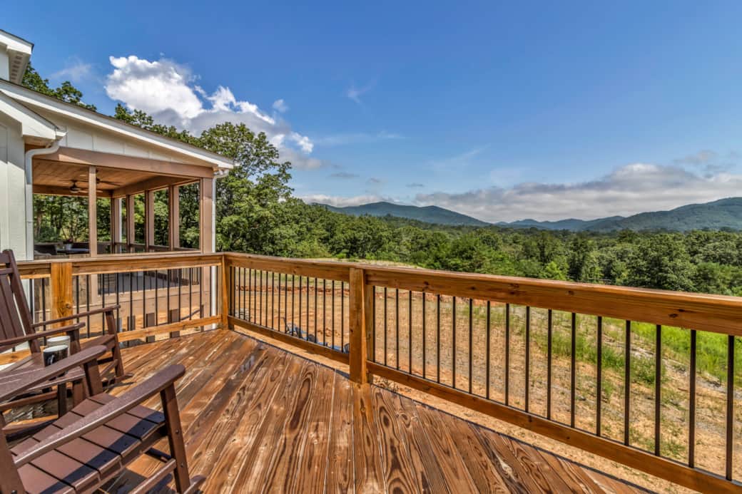 Plenty of room on the lower deck to enjoy nearly 180-degree ALL-season mountain views.