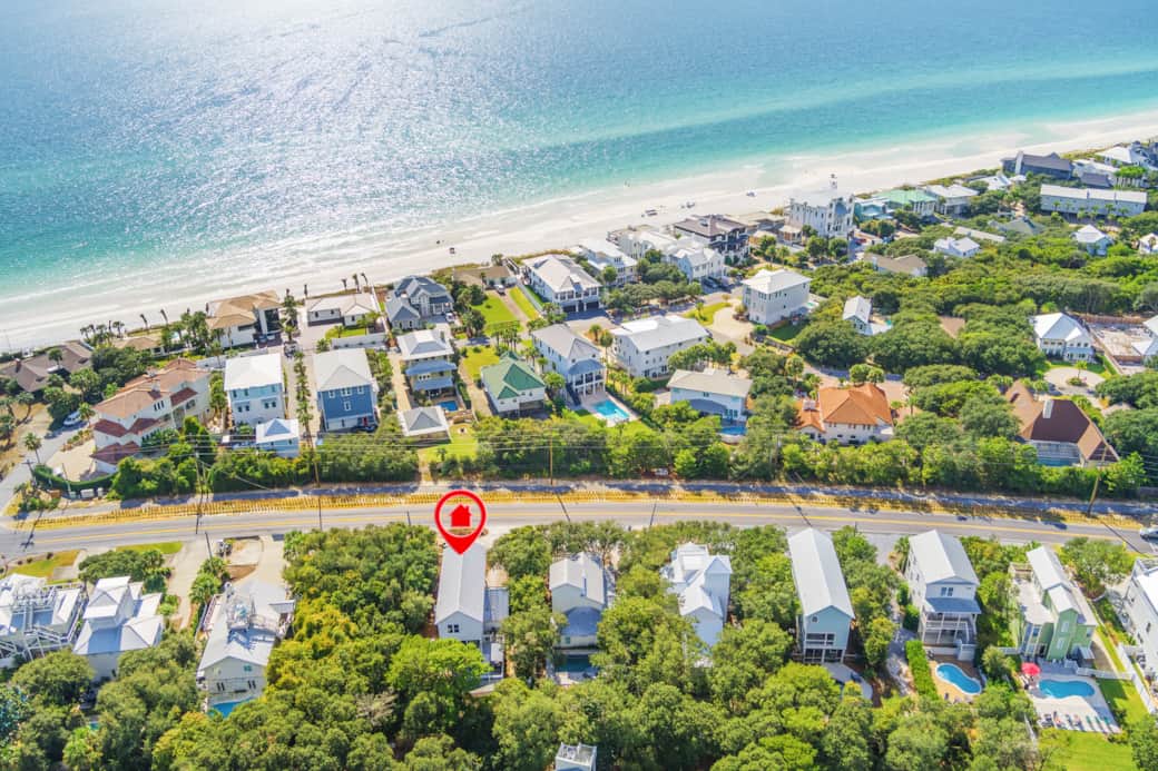 30 A Home 3 Min Walk to Beach 30 A Home 3 Min Walk to Beach