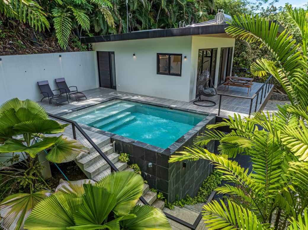 Cosara guesthouse entrance, plunge pool and deck