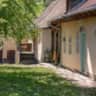 Rental image