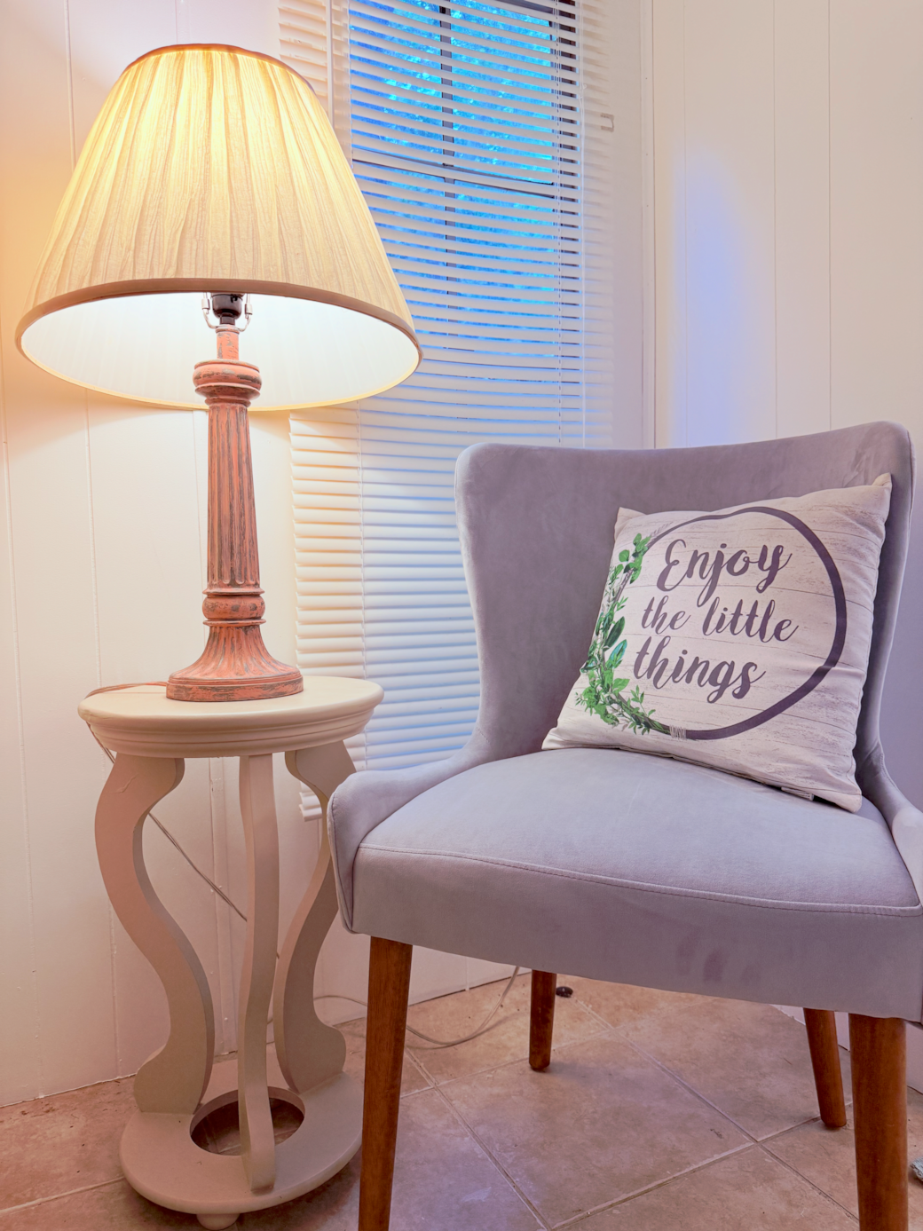 Master bedroom readinng nook