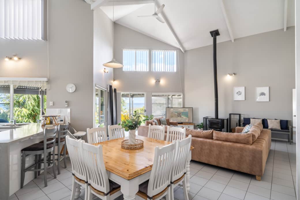 Dining area Dining area