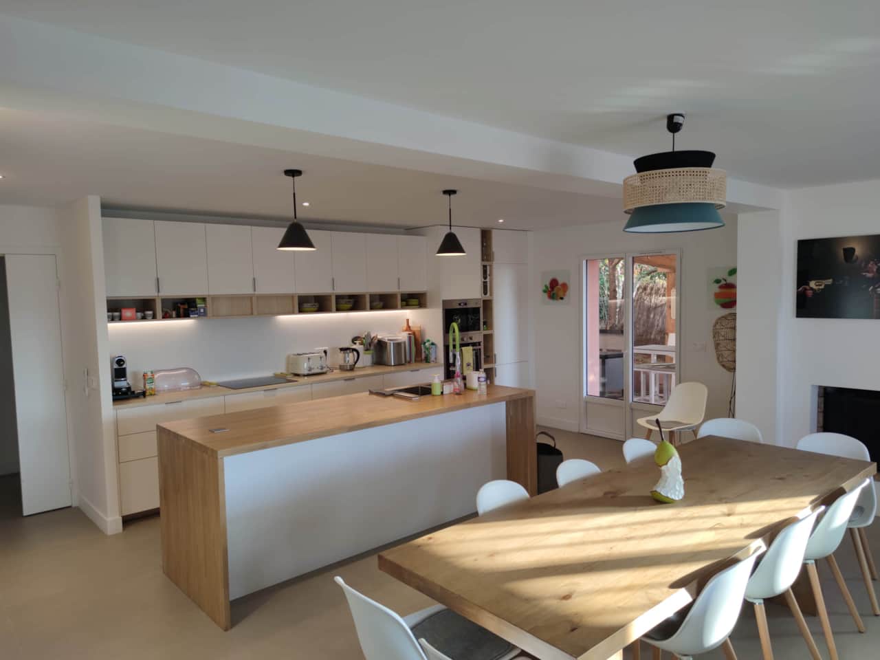 Villa rose - Cuisine et salle à manger