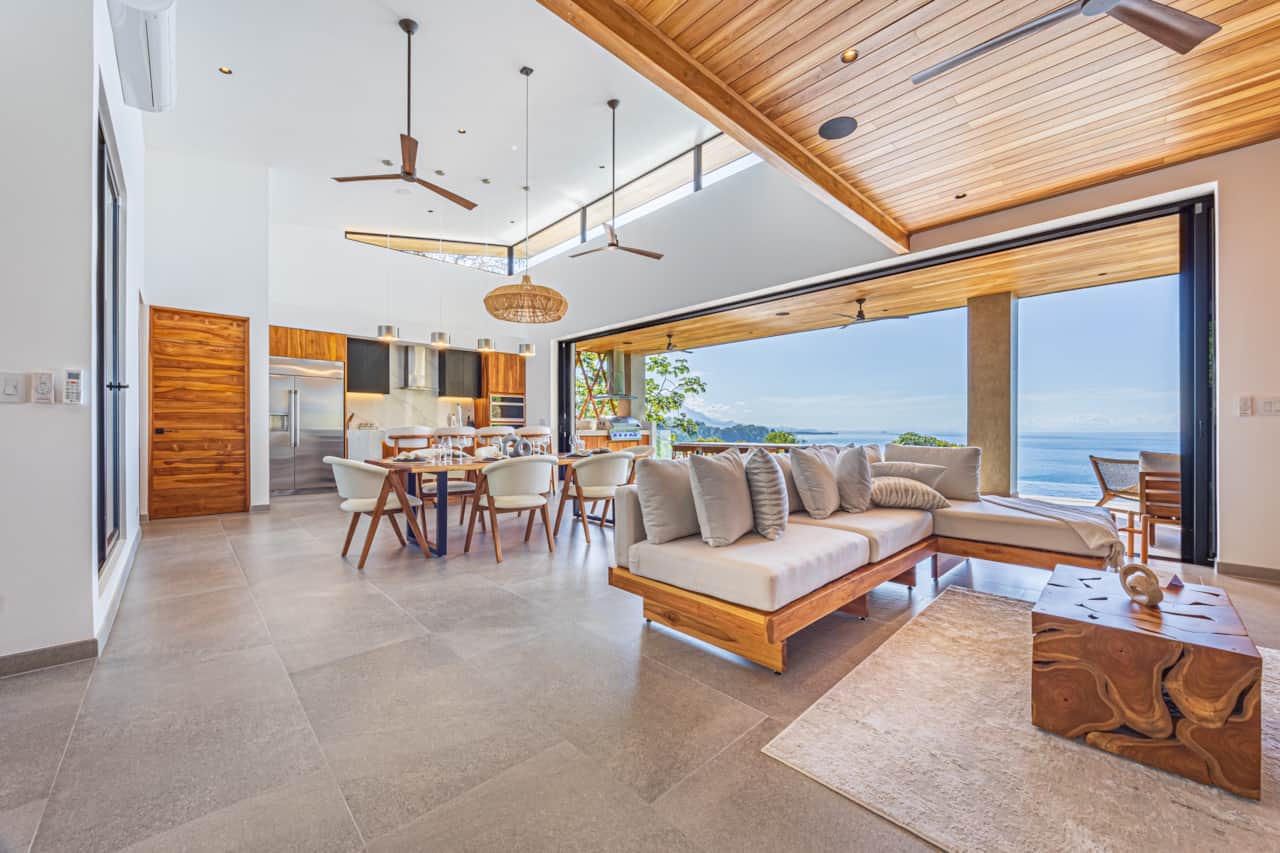 Living & View 2