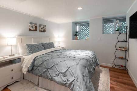 Bedroom with highly-rated memory foam Queen-sized bed, closet with organizer and 2 bedside tables