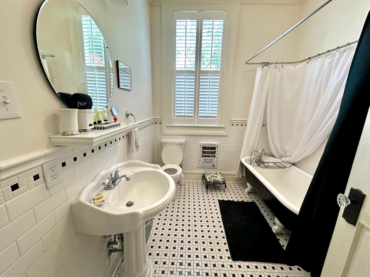 Shared Bath