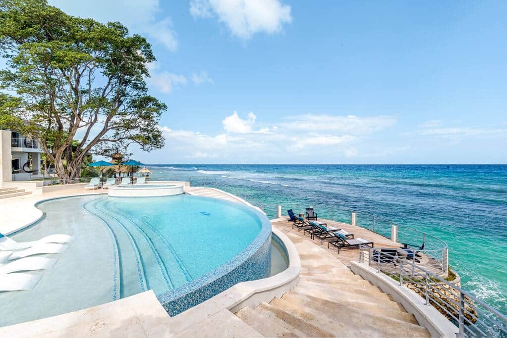 Infinity Pool