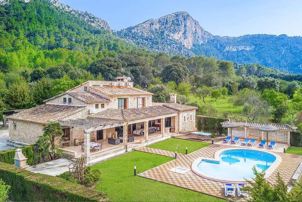 Villa RentHousing Mallorca piscina